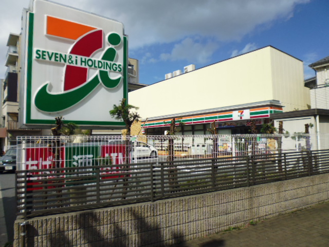 Convenience store. Seven-Eleven Itabashi Akatsuka 2-chome up (convenience store) 322m