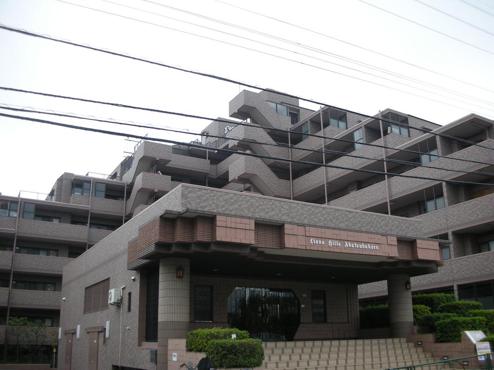 Local appearance photo. Local (11 May 2013) Shooting