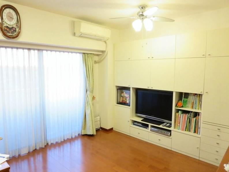 Non-living room