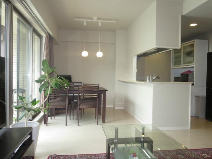 Living. LD part TES Shikiyuka heating 24-hour ventilation system Wealth is housed in a room throughout.