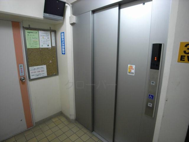 Other common areas. Elevator