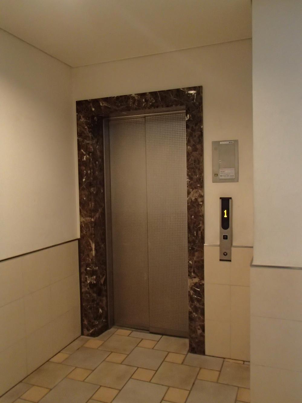 Other common areas. Elevator photo