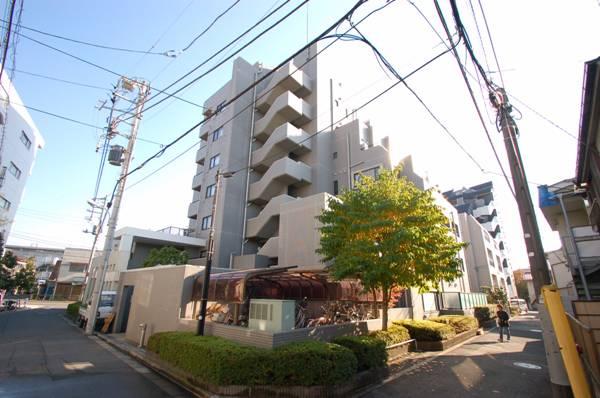 Local appearance photo