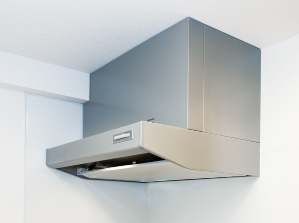 Kitchen.  [Lighting with a range hood fan] Installing a range hood to the top of the gas range, This will make it harder muffled smell of cooking in the room. It is with lighting finish the degree of cooking is understood well.  ※ Different shape by type.
