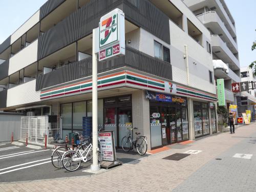 Convenience store. Seven-Eleven Itabashi Takashimadaira 1-chome to (convenience store) 239m