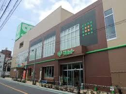 Supermarket. 522m until the Summit store Itabashi Yayoi-cho shop