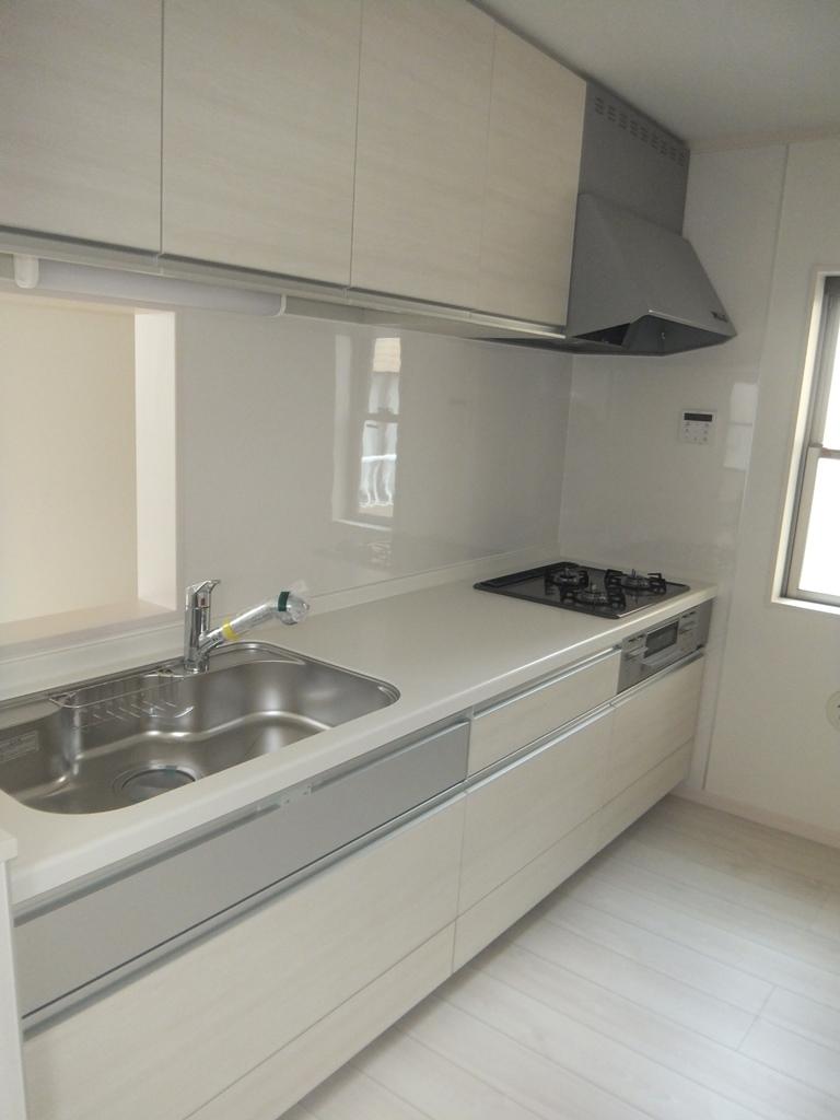 Same specifications photo (kitchen). Same specification example