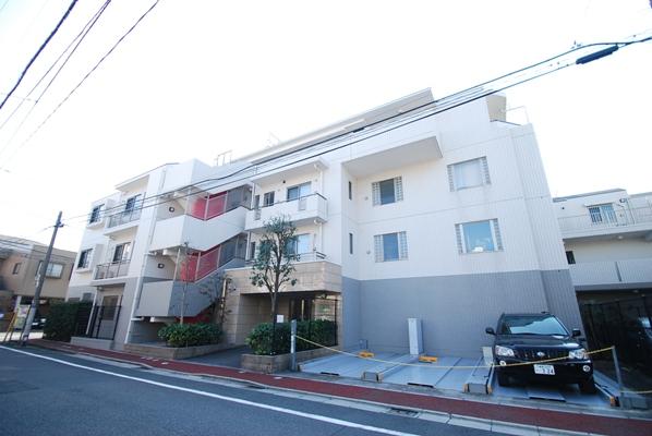 Local appearance photo