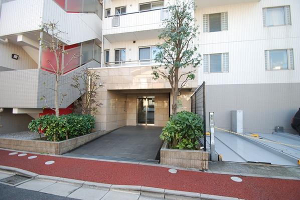 Local appearance photo