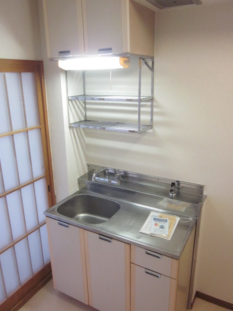 Kitchen. Gas stove installation Allowed