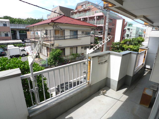 Balcony. It is your laundry easy to dry in the south-facing wide balcony