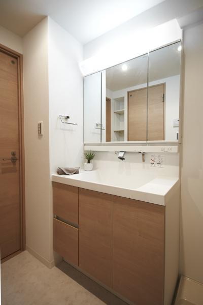 Itabashi-ku, Tokyo Azusawa 3