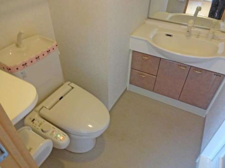 Toilet