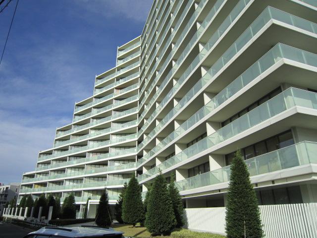 Local appearance photo. Local (11 May 2013) Shooting