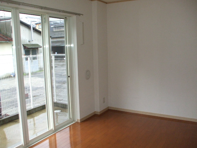 Living and room. Southeast ・ The top floor of the Western-style 7.6 quires