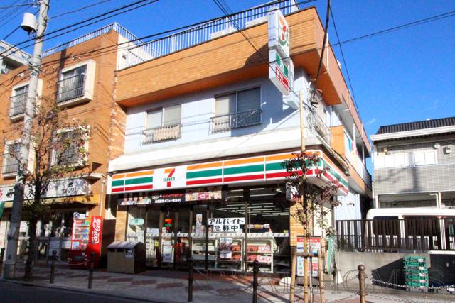 Convenience store. 270m to Seven-Eleven Itabashi Akatsuka 7-chome