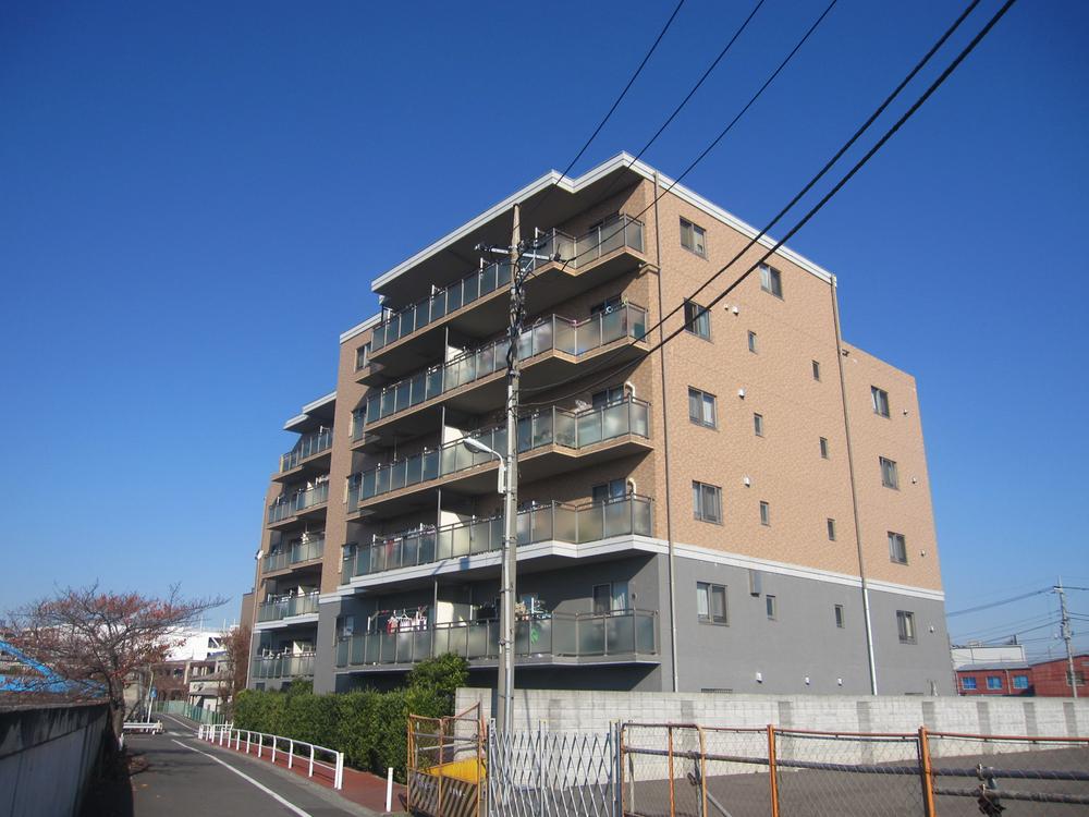 Local appearance photo