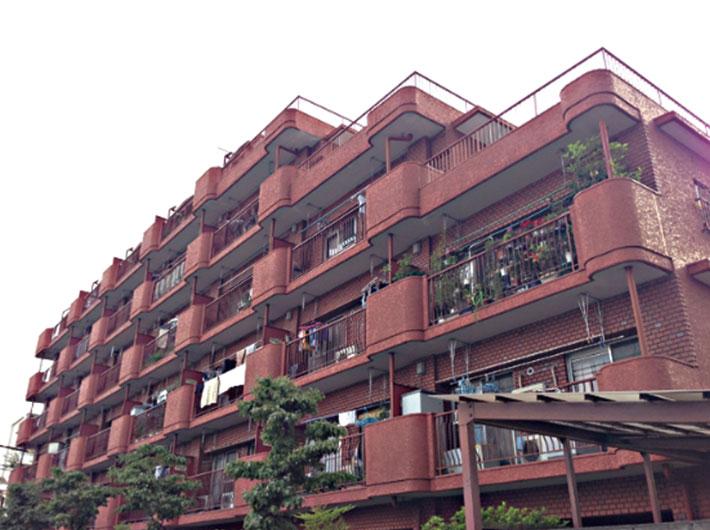 Local appearance photo. Administrative expenses: 14280 yen / Month repair reserve: 13790 yen / Month Parking: 12000 yen / Month Bicycle: 300 yen / Month