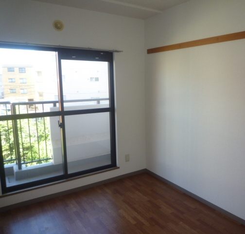 Other. Western style room With bay windows (see photo)