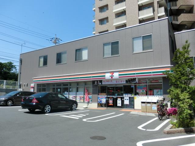 Convenience store. Seven-Eleven Itabashi Narimasu 3-chome up (convenience store) 154m