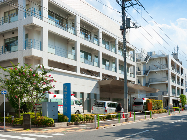 Surrounding environment. Itabashi Central General Hospital (W: about 570m ・ 8 min. Walk / E: about 700m ・ A 9-minute walk). General Hospital and various medical facilities are equipped within a 10-minute walk that medical facilities are complete.