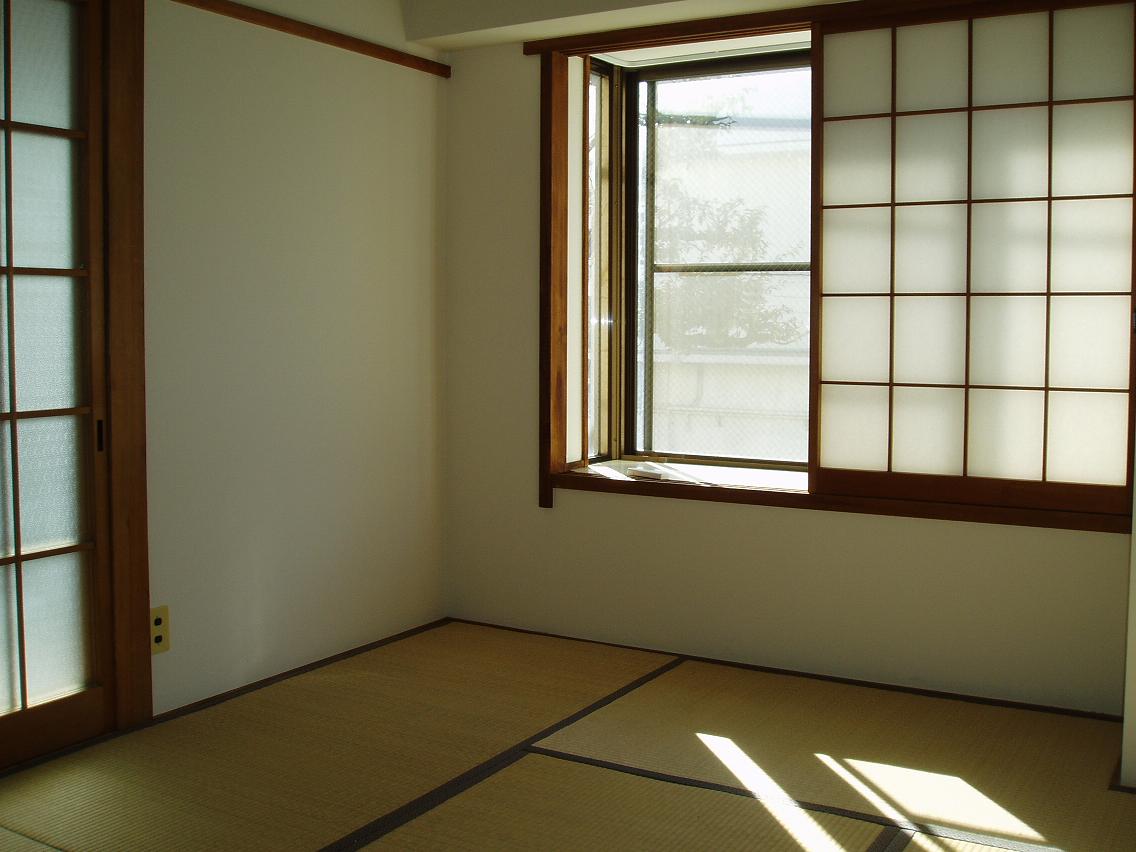 Living and room. The same type ・ A separate room (Japanese-style room 6 quires)