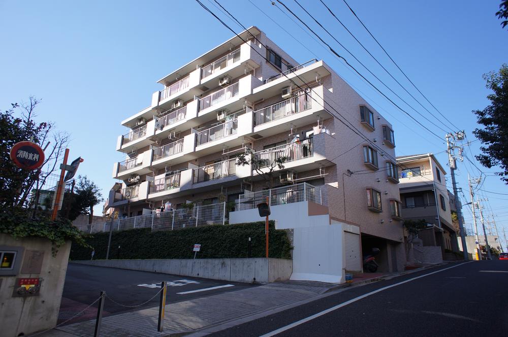 Local appearance photo