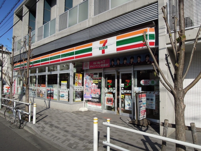 Convenience store. Seven-Eleven Itabashi Shimura 3-chome up (convenience store) 78m