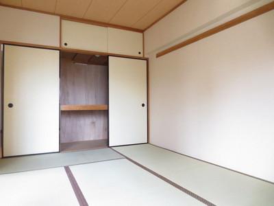 Living and room. Japanese-style room (the other Room No. same floor plan reference photograph)