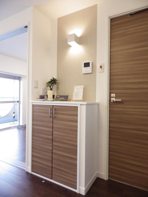 Receipt. It is there you counter storage space in the living room. Indoor (September 2013) Shooting