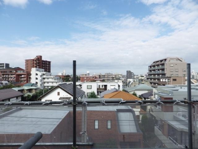 View photos from the dwelling unit. Day ・ View ・ Ventilation is good.