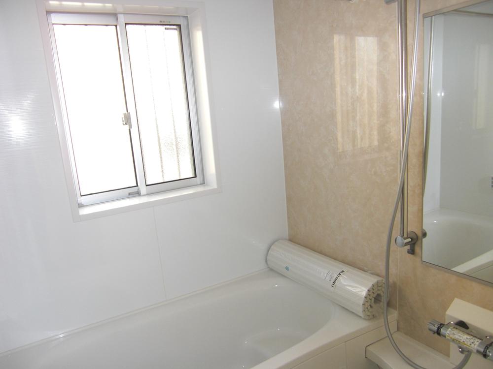 Same specifications photo (bathroom). Bathroom construction cases