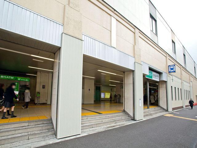 station. Toei Mita Line "west Takashimadaira" station