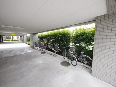 Other. 1m to bicycle parking space (Other)