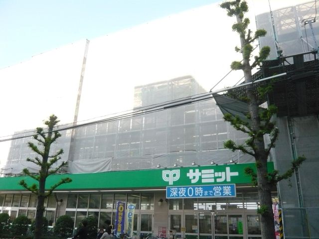 Shopping centre. 990m until Shimura shopping center (shopping center)