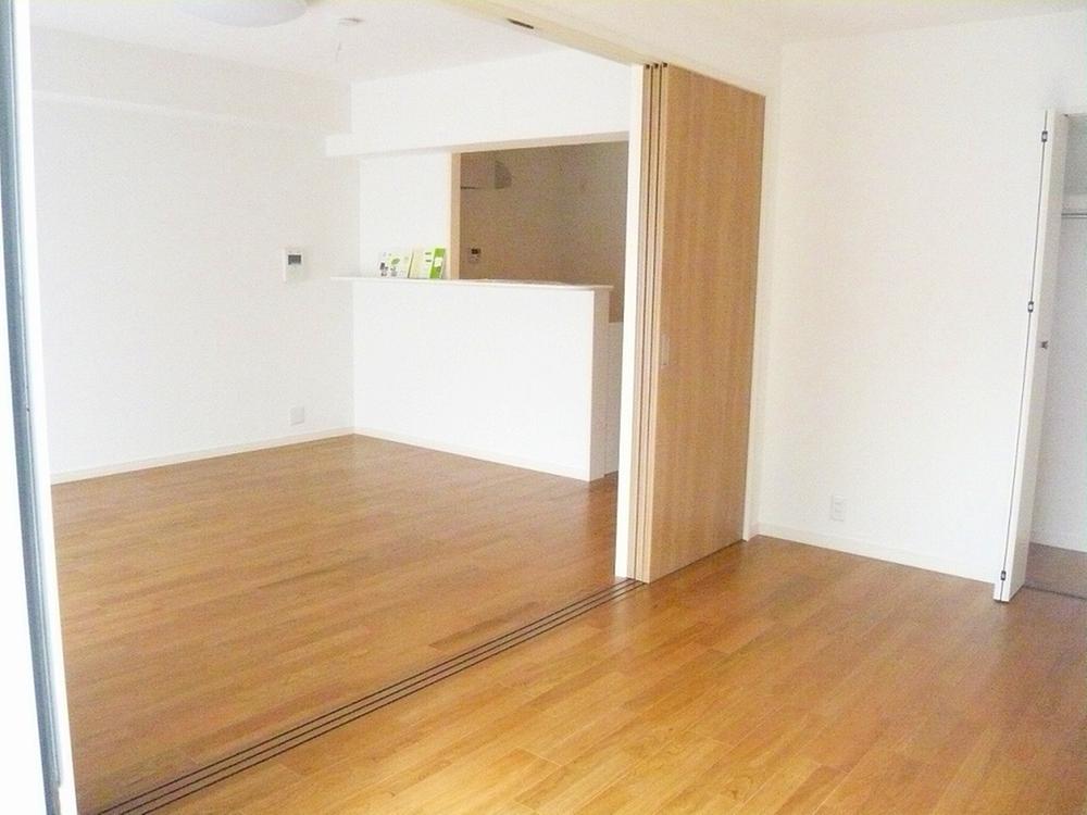 Living. Indoor (11 May 2013) Shooting