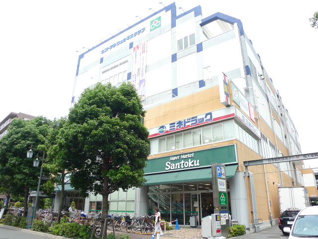 Shopping centre. 624m to UNIQLO Tokiwadai store (shopping center)