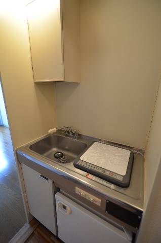 Kitchen. IH stove ・ With a mini fridge!