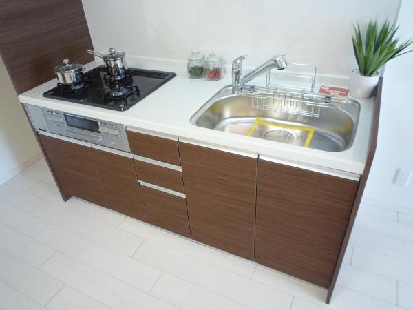 Kitchen. ◎ stylish Wood kitchen