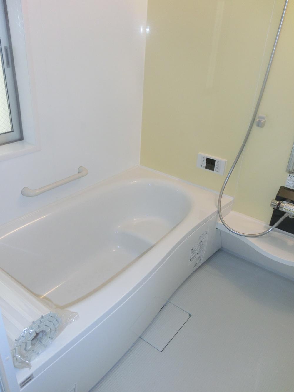 Bathroom. Bathroom of 1 pyeong type. So you can also sitz bath tired of the day will be healed. Indoor (12 May 2013) Shooting