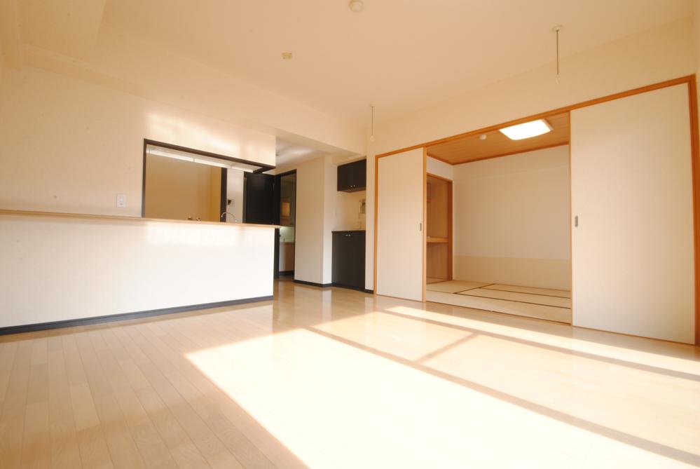 Living. Indoor (11 May 2013) Shooting