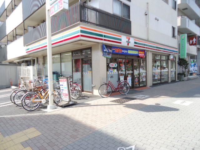 Convenience store. Seven-Eleven Itabashi Takashimadaira 1-chome to (convenience store) 280m