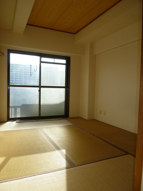 Other room space. 6 Pledge Japanese-style room