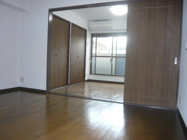 Other room space. Flooring type