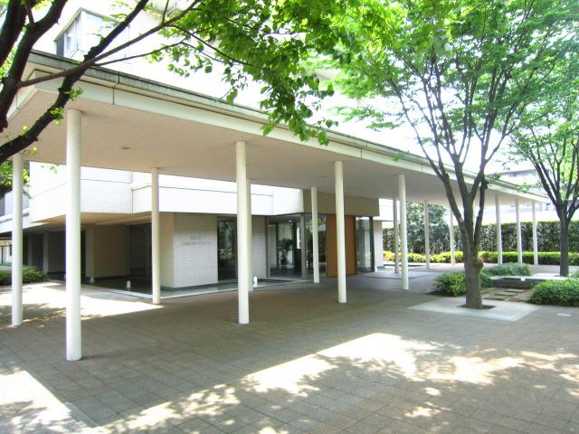 Entrance. Main Entrance