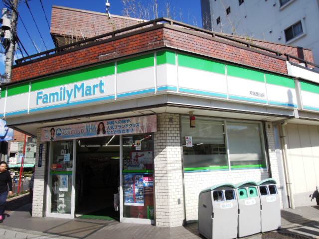 Convenience store. FamilyMart Minamitokiwadai store up (convenience store) 182m
