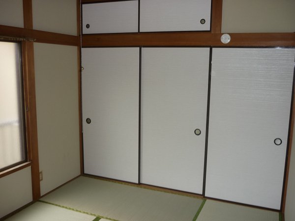 Other. Japanese-style storage