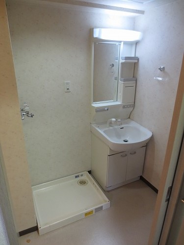 Washroom. Washroom ・ Shampoo dresser