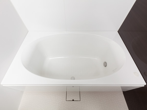 Bathing-wash room.  [Oval bathtub] Friendly design to people who wrapped the body. Simple positive ellipse form is, It gives you the healing and peace.