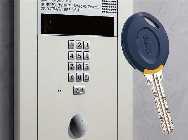 Security.  [Non-touch key system (MIWA)] Adopt a non-contact key to release the auto lock by holding the key to the receiver.  ※ Non-contact key five in six is.